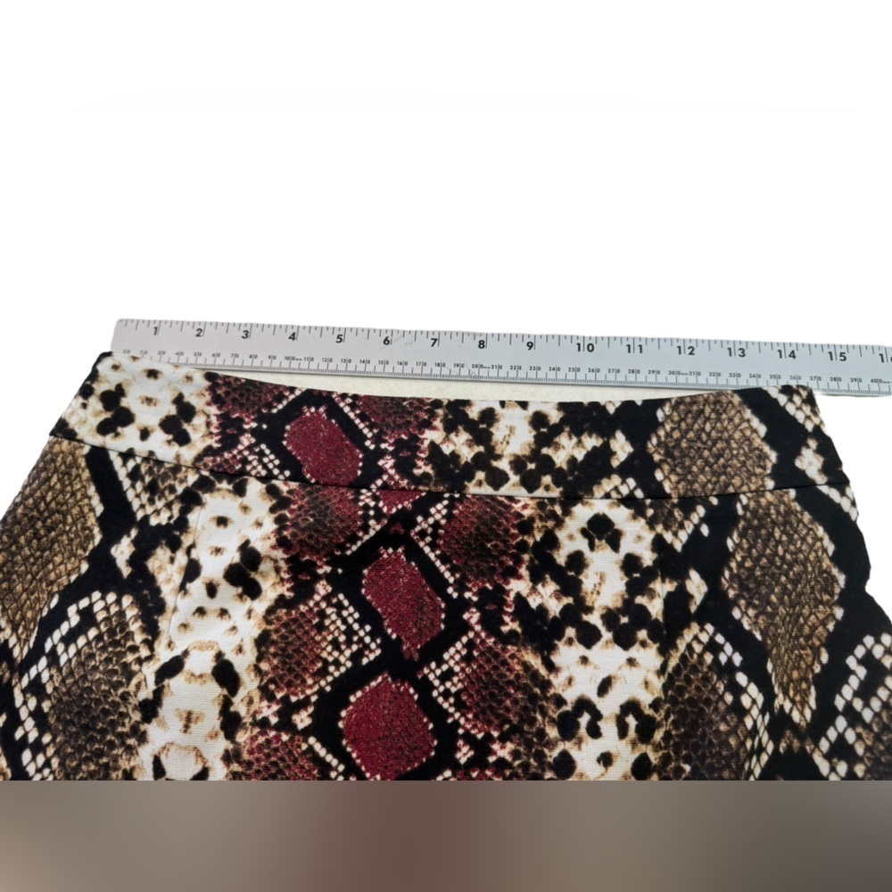 Calvin Klein Pencil Skirt Size 4 Snakeskin - Picture 4 of 6